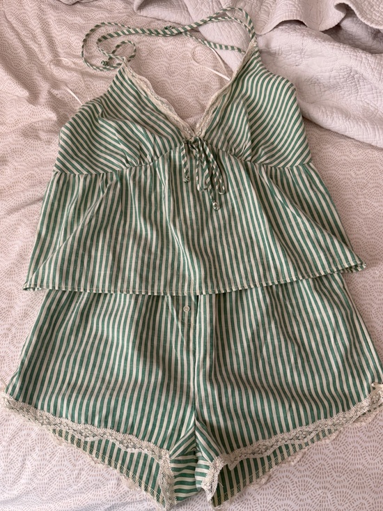 Tops - Green and White Striped Lace-Trim Two Piece Set